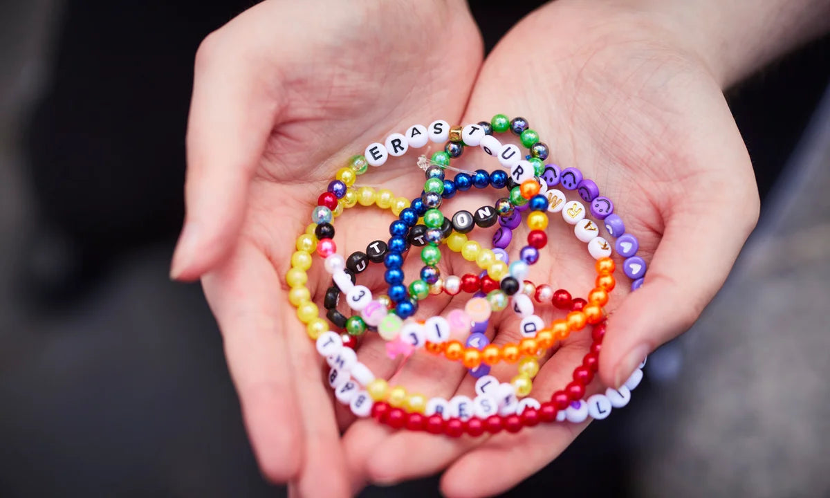Exploring the World of Friendship Bracelets: 5 Cool Patterns to Inspire You