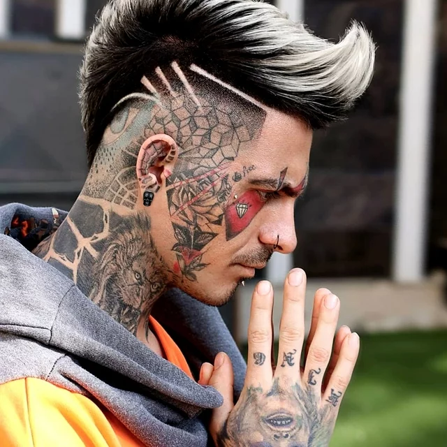 Bestyle Fashion Men Skull Earring Boys Black Skeleton Stud Earrings Gothic Cool Hip Hop Rapper Earrings Punk Halloween Jewelry