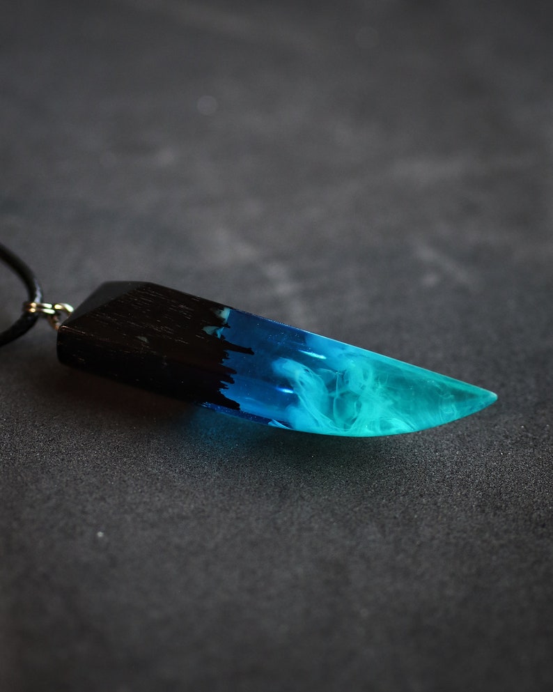 Wood resin pendant Aurora borealis Glow in the dark