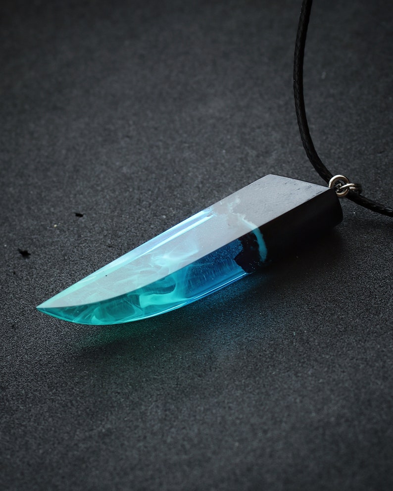 Wood resin pendant Aurora borealis Glow in the dark