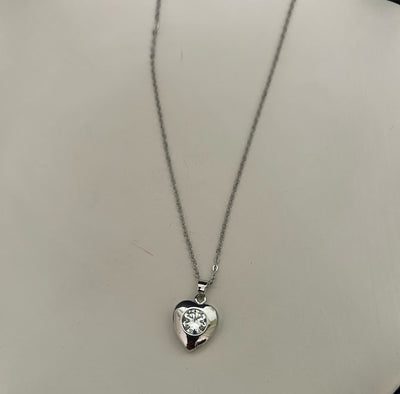 Minimalist Tiny Heart Silver Pendant Necklace